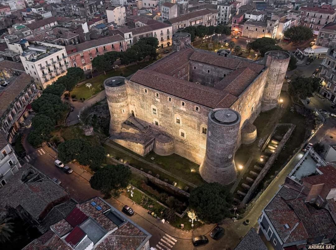 B&B Domus Pina CTA Exterior foto